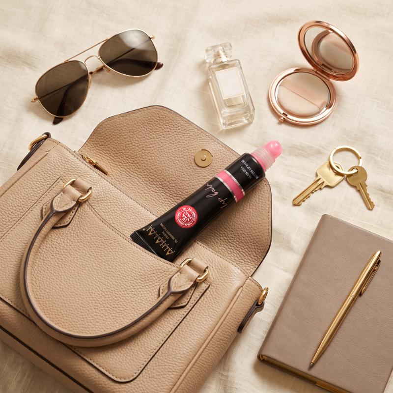 AL-324 IZNA LIP BALM